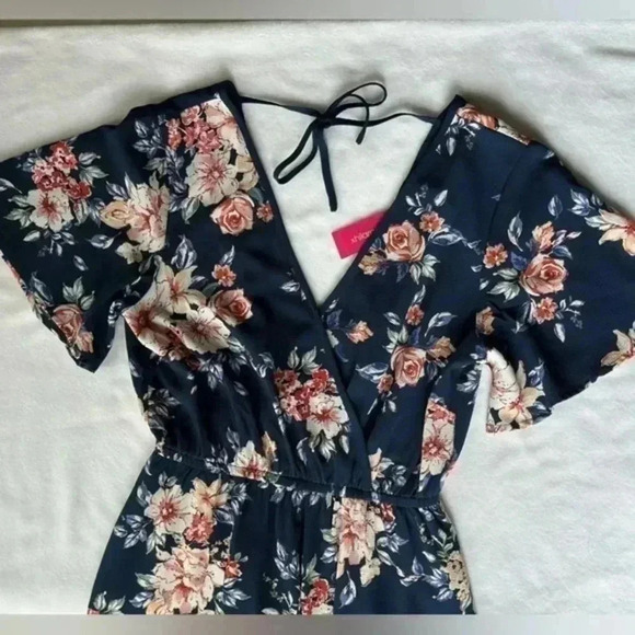 Xhilaration Floral Jumpsuit - Picture 1 of 9